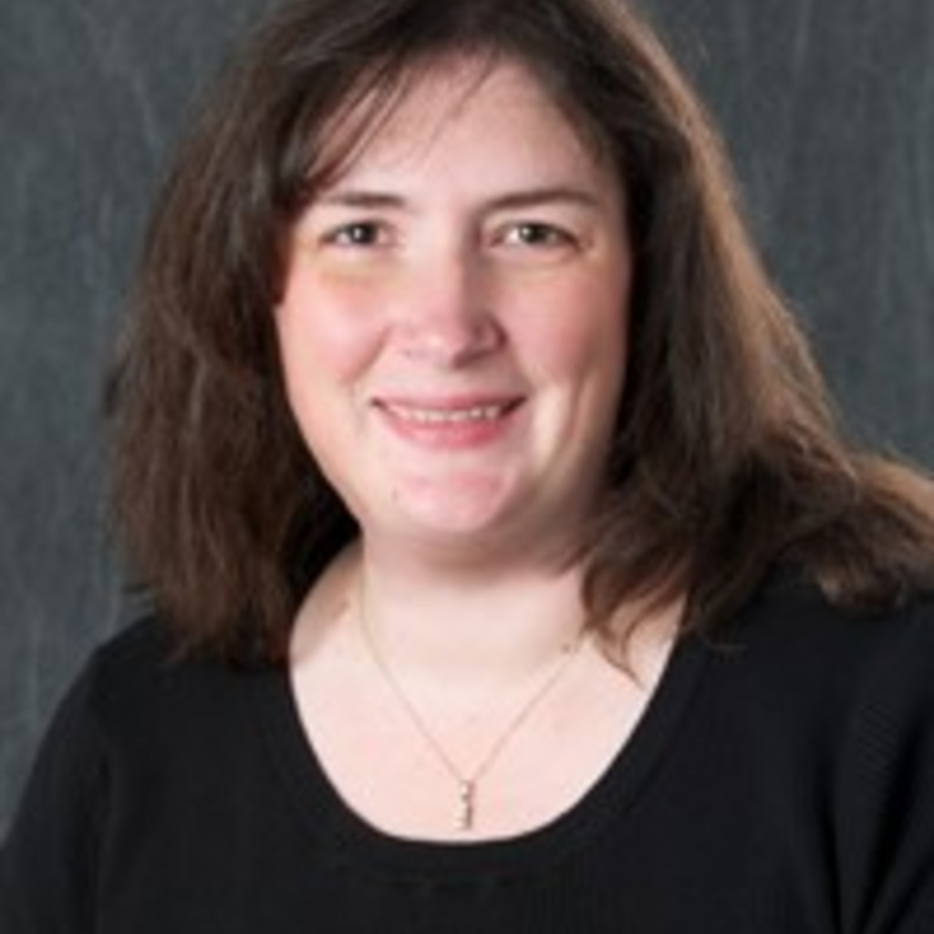 Donna Santillan headshot